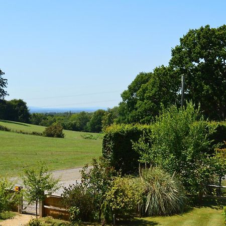 East Lodge Bolney Luaran gambar